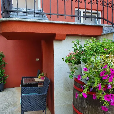 Toni777 アパート